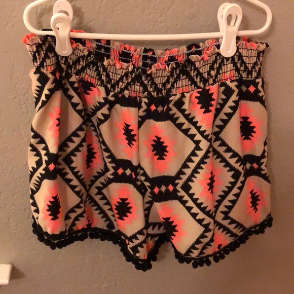 Flowy shorts - Picture 1 of 2